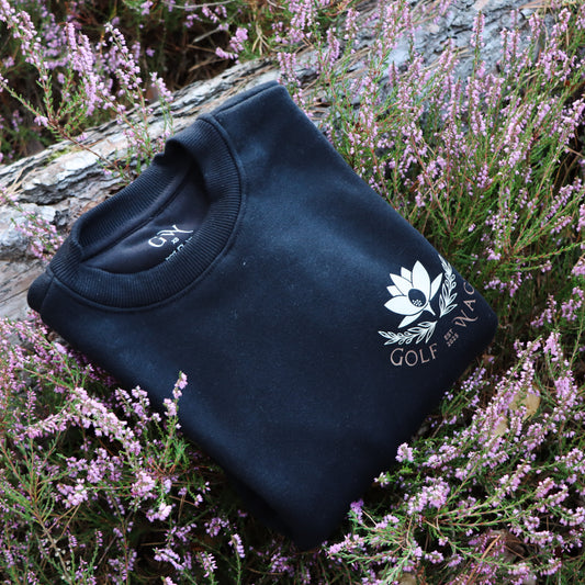 Oversized sweater in Black